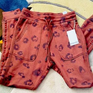 NEW NWT Splendid Corinna Leopard Print Jogger In Brown